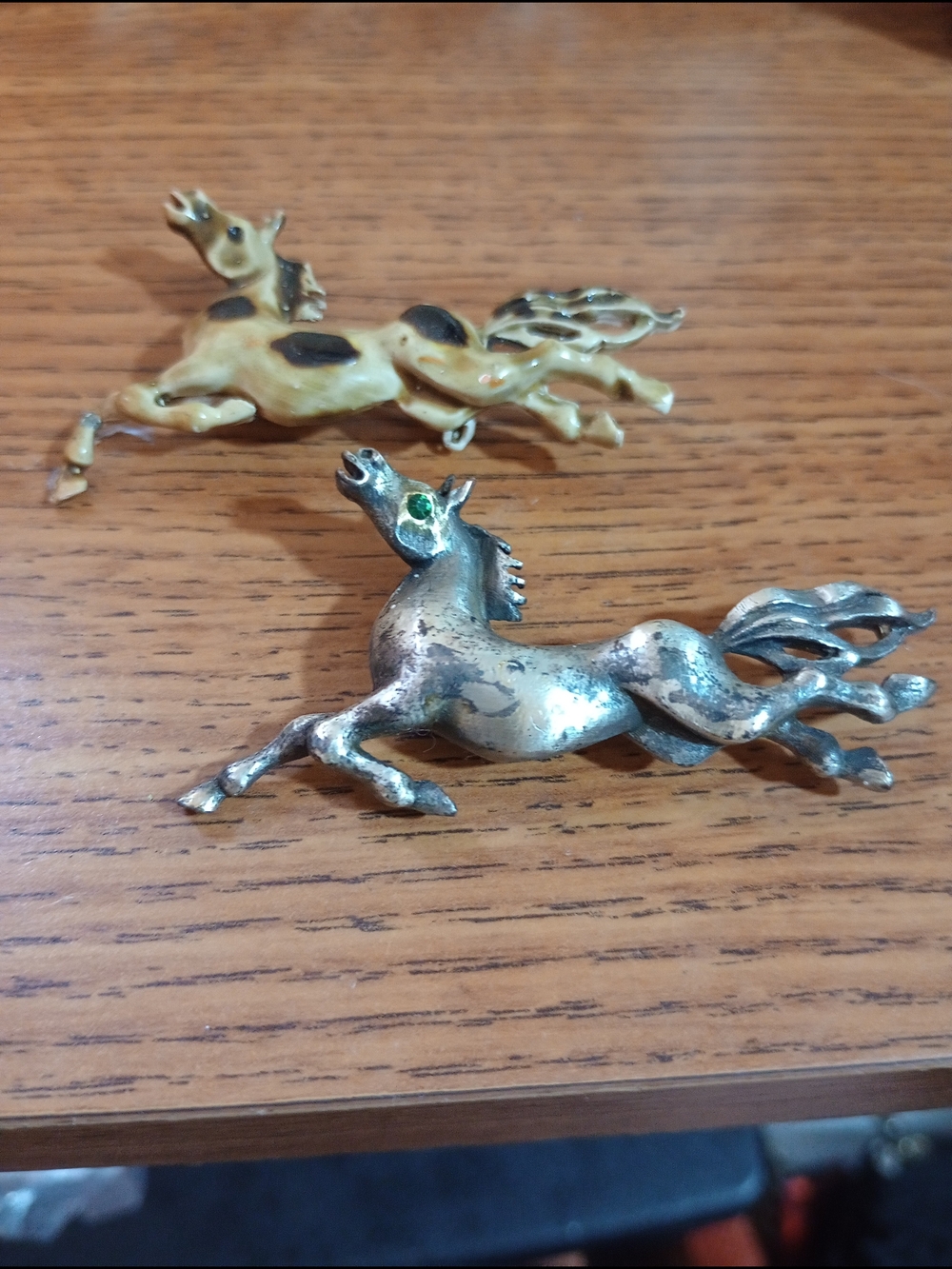 Vintage Silver-Tone Horses Brooch with Green Eye Have Weight To Them